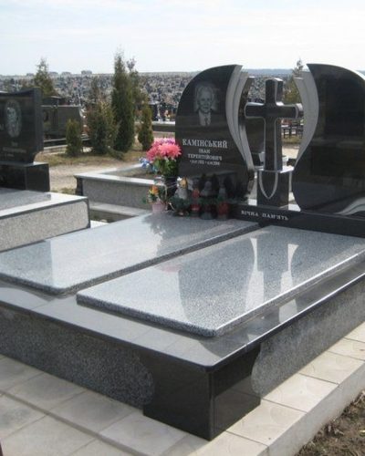 dvojnoypamjatnik117