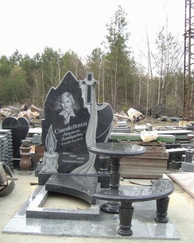 memorial009
