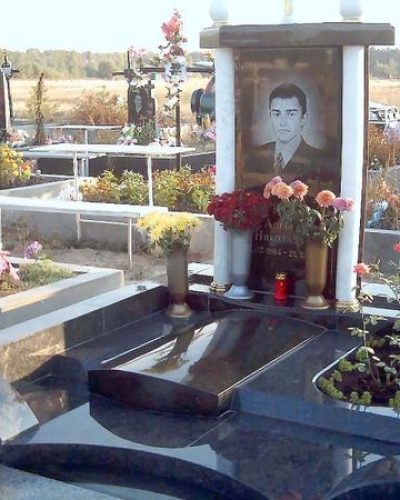 memorial019