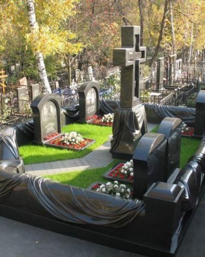 memorial048