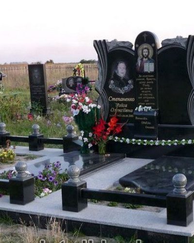 memorial073