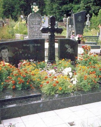 memorial076