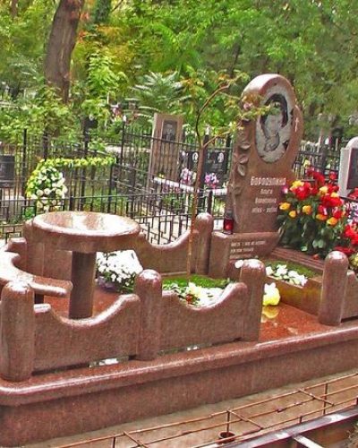 memorial087