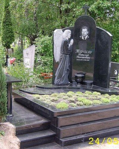 memorial102